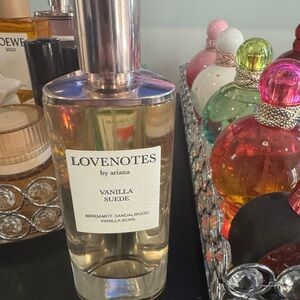 Ariana Grande Love Notes Vanilla Suede Fragrance